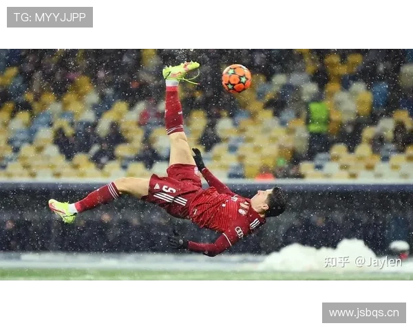 莱万多夫斯基职业生涯最年轻纪录盘点