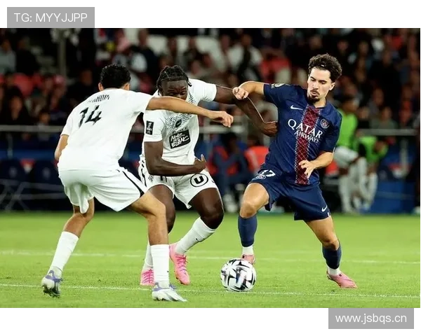 罗德里对阵皇马拜仁等豪门的中场统治力名场面解析