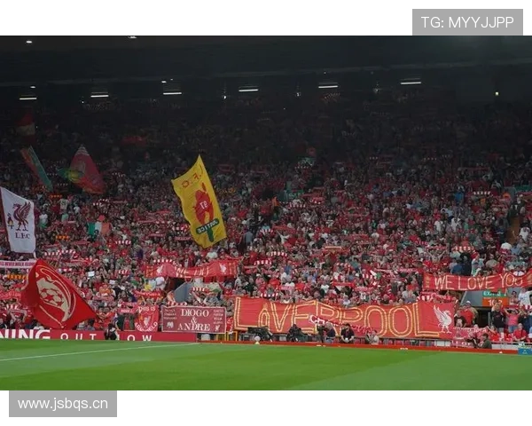 曼联进攻组织混乱问题已在近期比赛中显现，对球队赛季表现造成影响