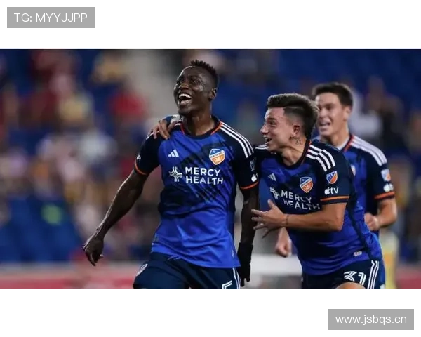 厄德高 vs 梅西：技术细节与比赛掌控力差距解析